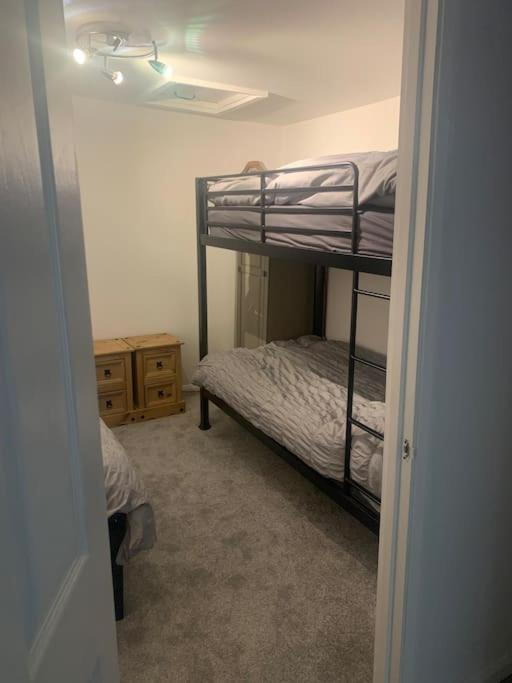 2 Bedroom With Private Gated Garage Sea Front *