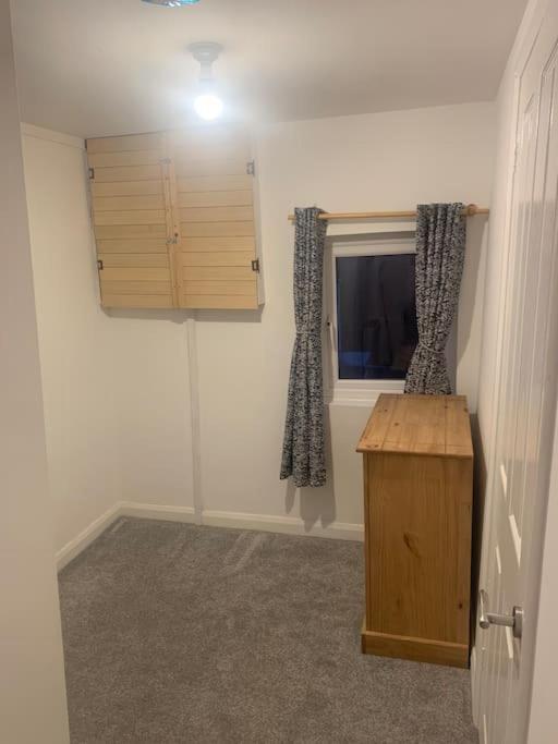 2 Bedroom With Private Gated Garage Sea Front Felixstowe
